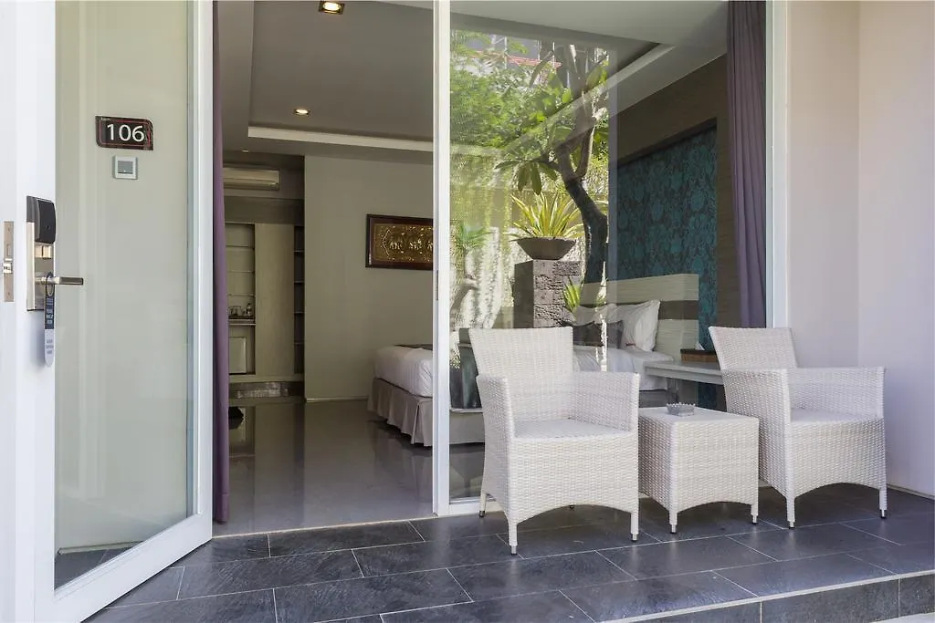Guest house Reddoorz Plus @ Troppozone Legian Kuta